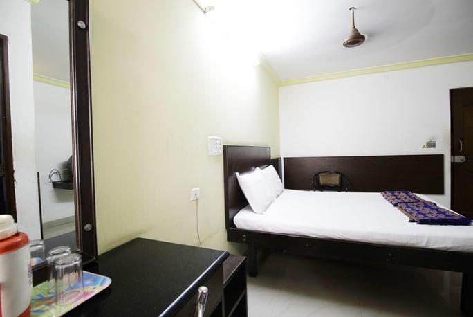 Hotel Adithya Chennai Exterior foto