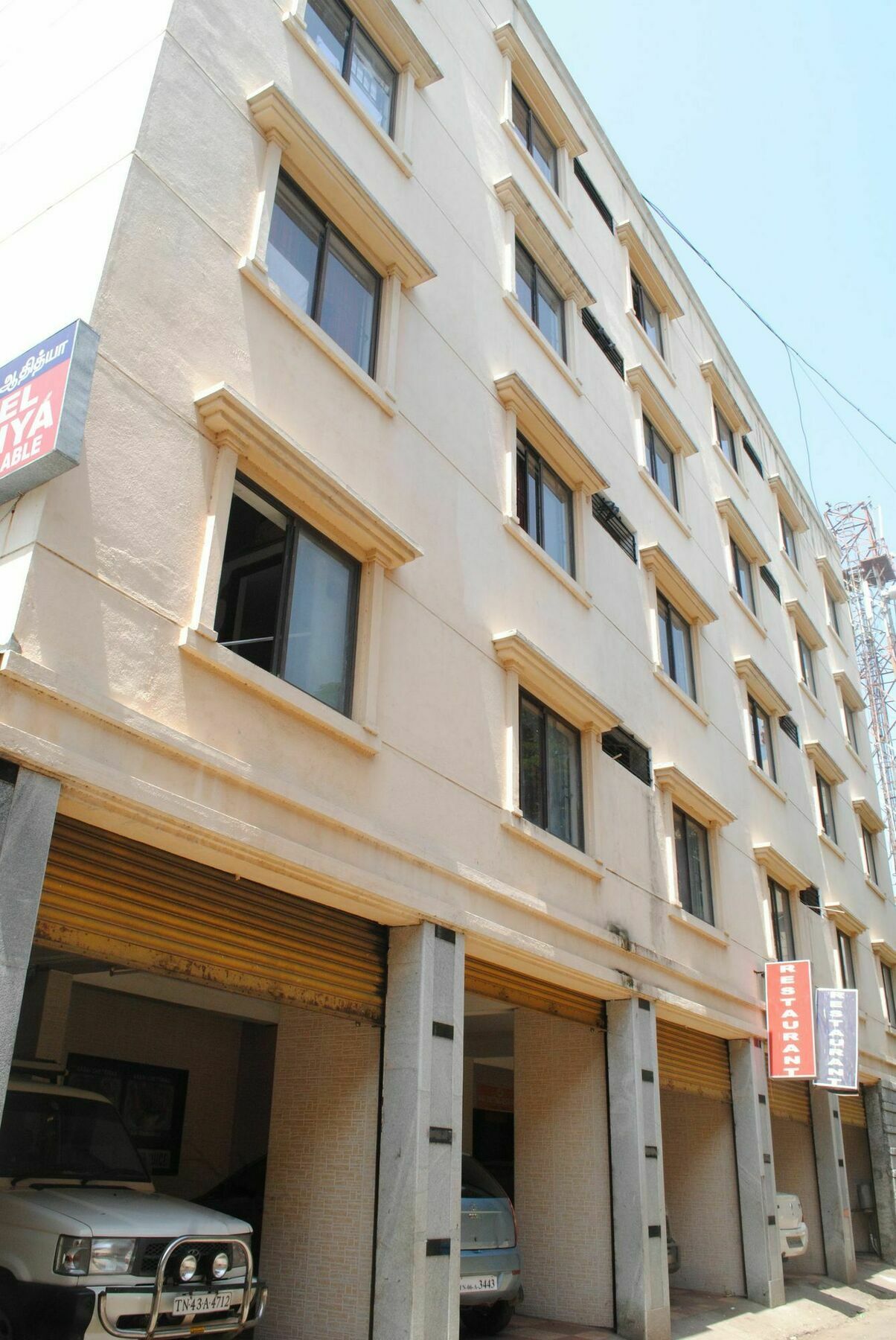 Hotel Adithya Chennai Exterior foto